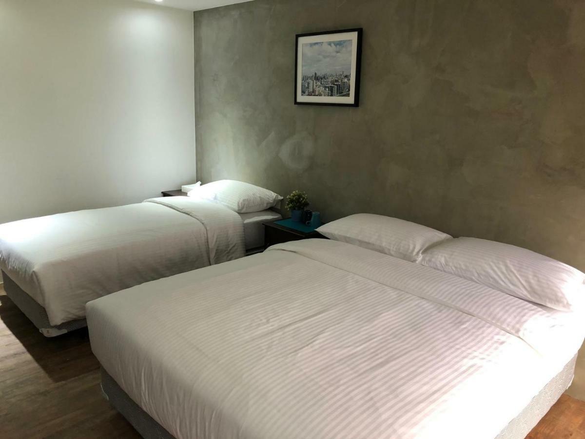 Homy Zhongxiao Dunhua 3*