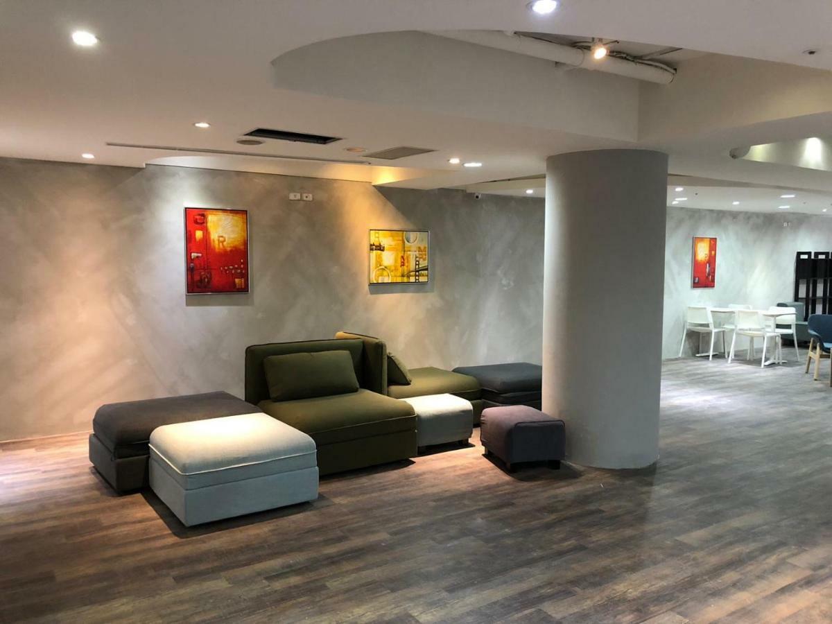 Hotel Homy Zhongxiao Dunhua